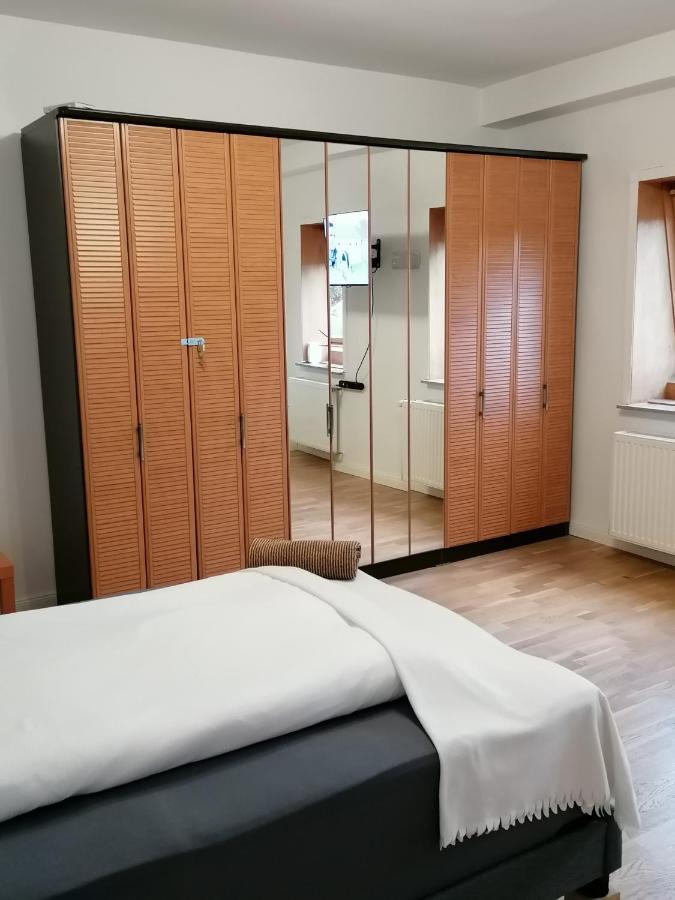 Aufmlohr - Mit 3 Schlafzimmern - In Hitdorf - Private Parkplaetze Vorhanden- *