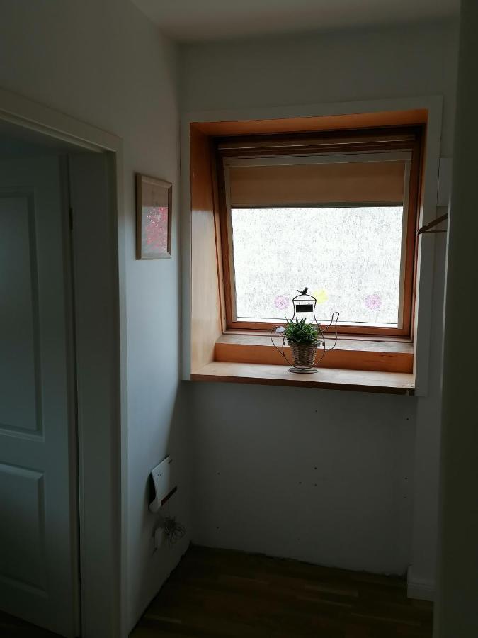 Aufmlohr - Mit 3 Schlafzimmern - In Hitdorf - Private Parkplaetze Vorhanden- * Leverkusen